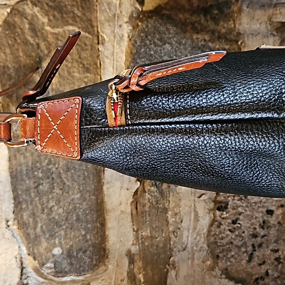 Vintage Dooney & Bourke CLAREMONT Cross Body Pebbled Leather Purse - Picture 5 of 9